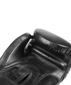 AWMA ProForce® 70 Lb Heavy Bag Kit Training Bags 18 AWMA ProForce® 70 Lb Heavy Bag Kit Training Bags