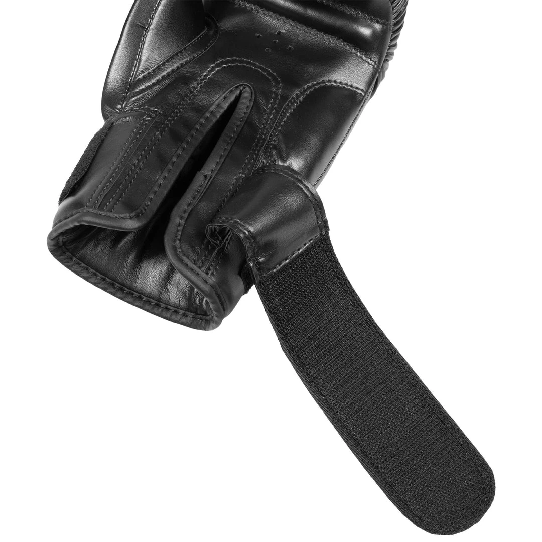 AWMA ProForce® 70 Lb Heavy Bag Kit Training Bags 9 AWMA ProForce® 70 Lb Heavy Bag Kit Training Bags